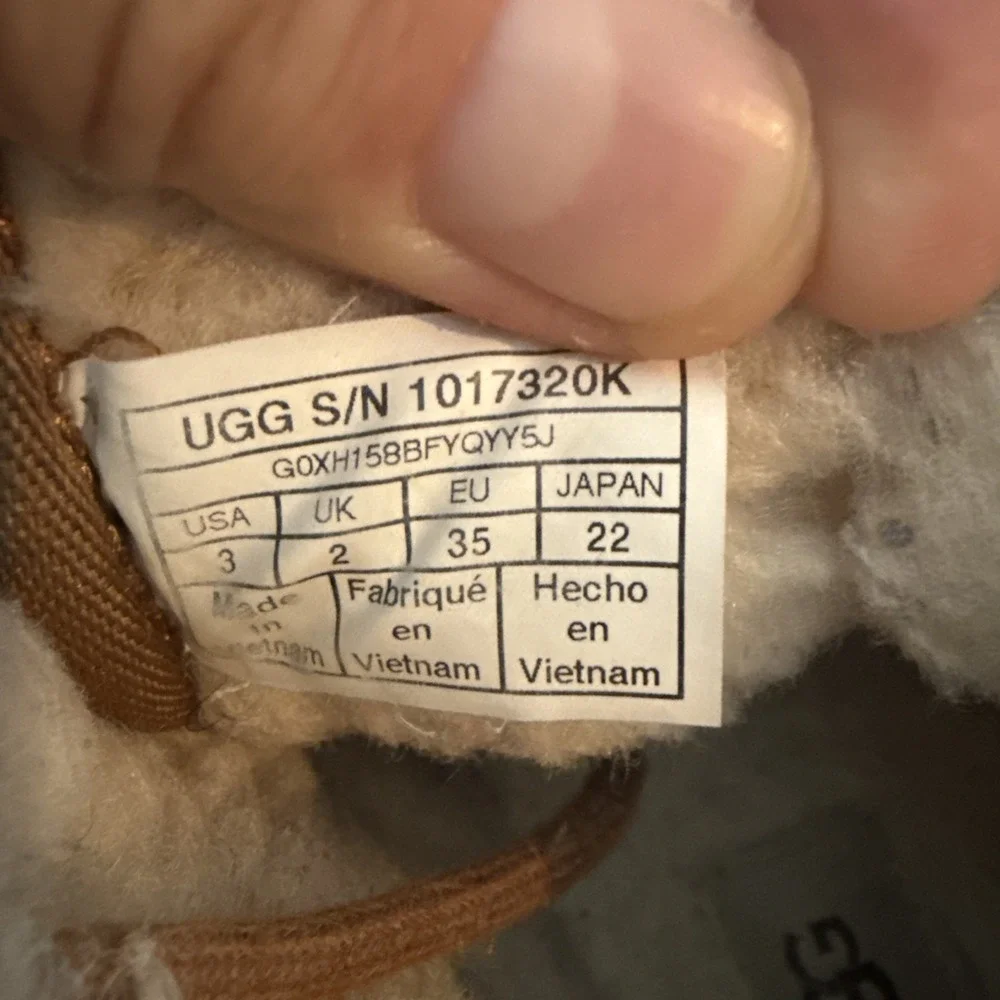 UGG Neumel II Kids Sz 3 Chestnut‎ Suede Shearling Chukka Boot Bootie 1017320K